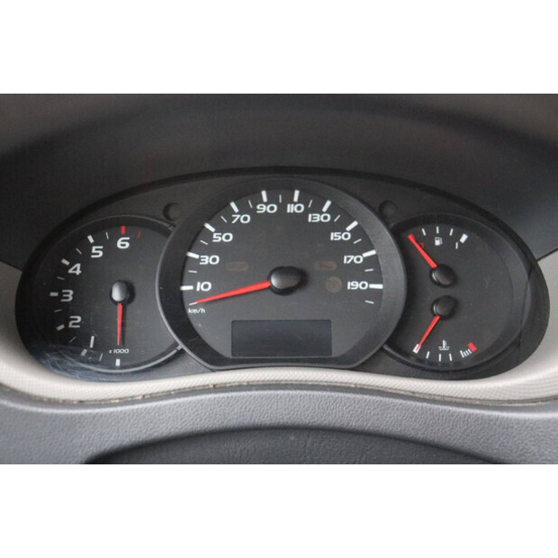 2016 رينو Master-44909760