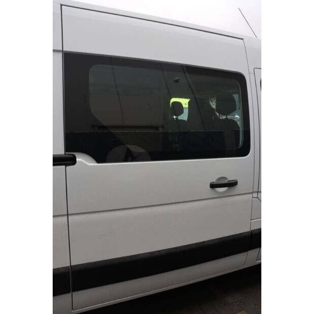 2016 رينو Master-44909767