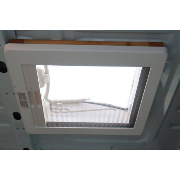 2016 رينو Master-44909770