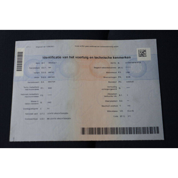 2016 رينو Master-44909778