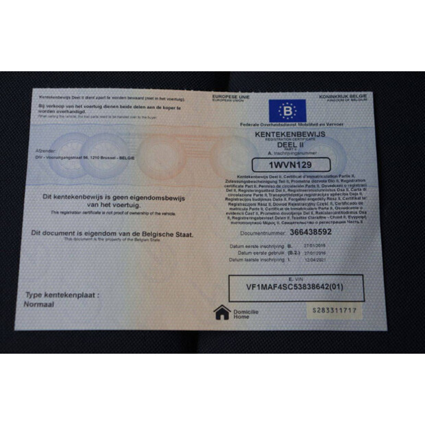 2016 رينو Master-44909779