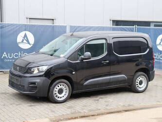 2019-peugeot-partner-1404534-44909793