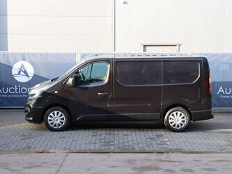 2020-renault-trafic-1404535-44909832