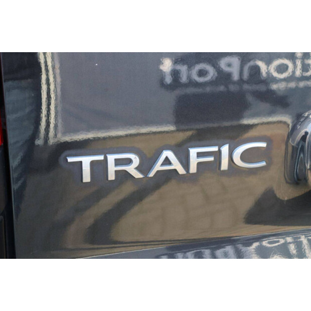 2020 Renault Trafic-44909846