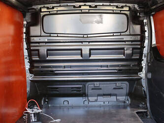 2020-renault-trafic-1404535-44909855