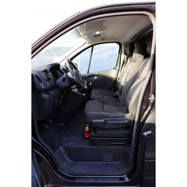 2020 Renault Trafic-44909859