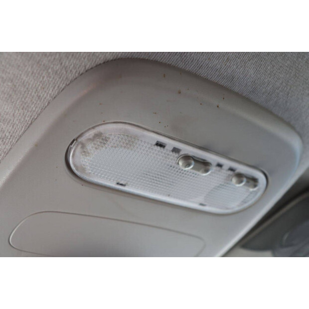 2020 Renault Trafic-44909871