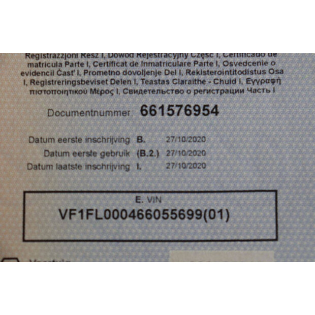 2020 Renault Trafic-44909878