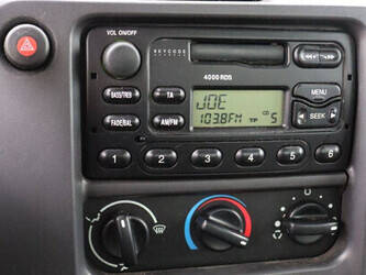 2001-ford-transit-330m-44909910