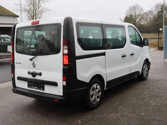 renault-trafic-1404538-44909966