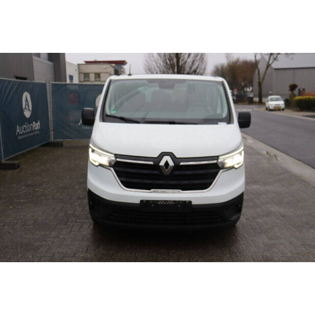 Renault Trafic-44909968