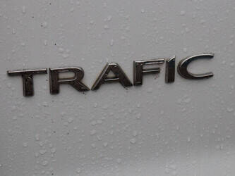 renault-trafic-1404538-44909976