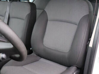 renault-trafic-1404538-44909979