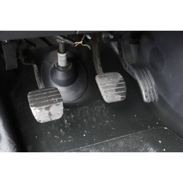 Renault Trafic-44909981