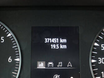 renault-trafic-1404538-44909991