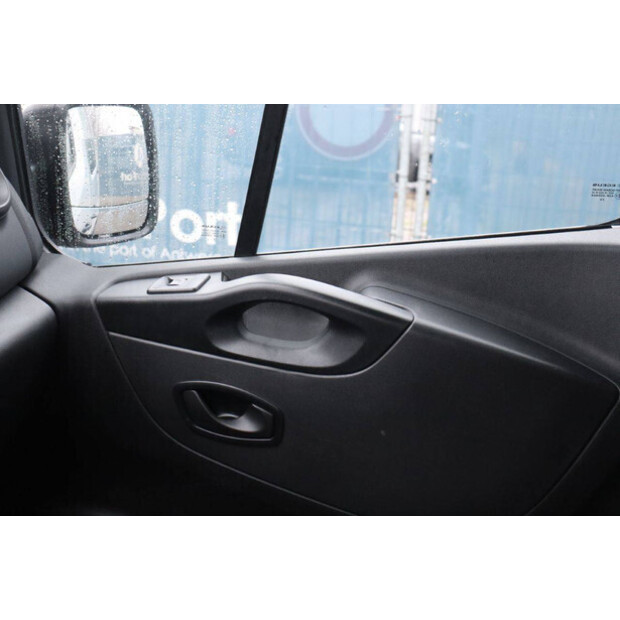 Renault Trafic-44910072