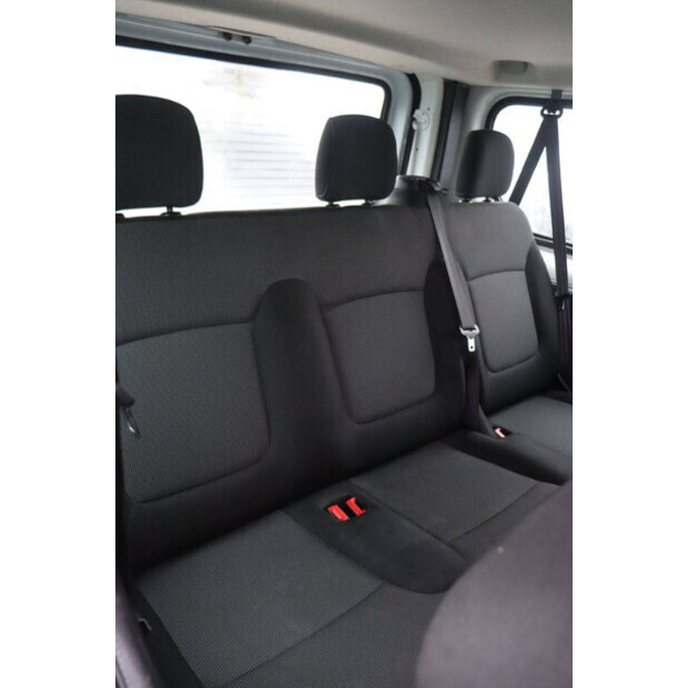 Renault Trafic-44910086