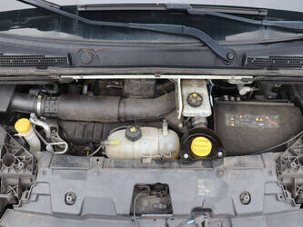 renault-trafic-1404540-44910091