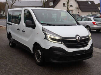 2020-renault-trafic-1404541-44910099