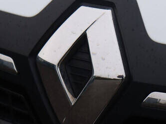 2020-renault-trafic-1404541-44910103