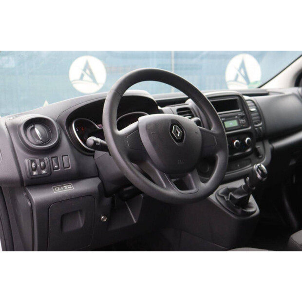 2020 رينو Trafic-44910113