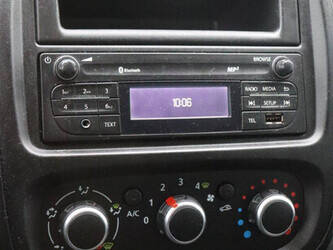 2020-renault-trafic-1404541-44910118