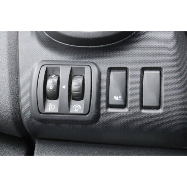 2020 رينو Trafic-44910123