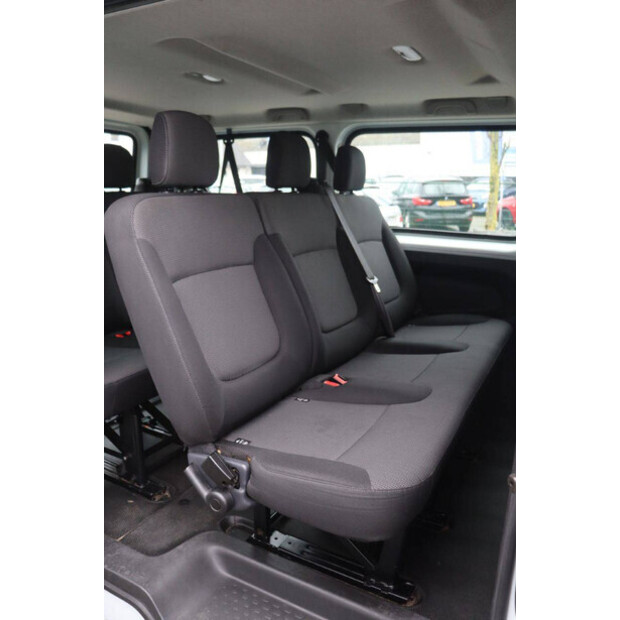 2020 رينو Trafic-44910127