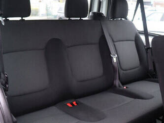 2020-renault-trafic-1404541-44910128