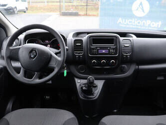 2020-renault-trafic-1404541-44910129