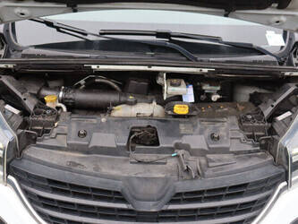 2020-renault-trafic-1404541-44910134