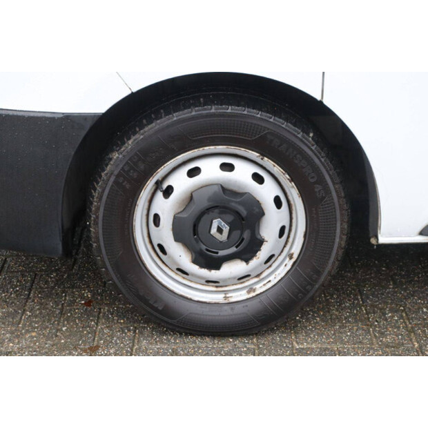 Renault Trafic-44910148