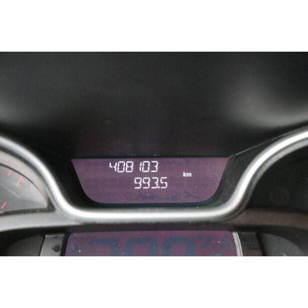 Renault Trafic-44910178