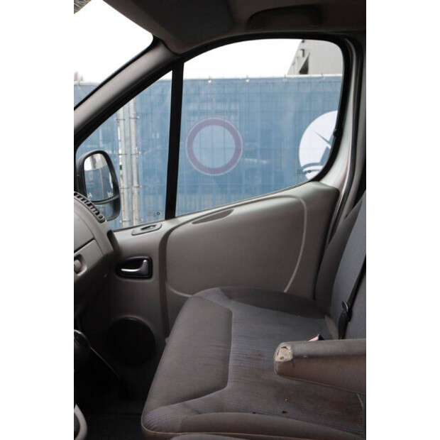 2007 Opel Vivaro 2 2.0CDTI-44910261