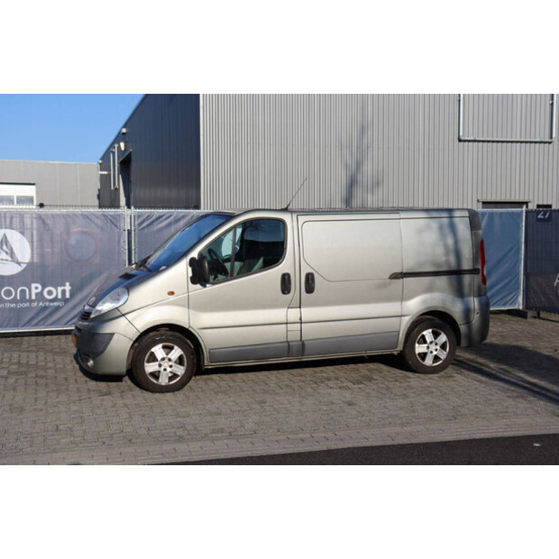 2010 Opel Vivaro 2 2.0CDTI-44910277