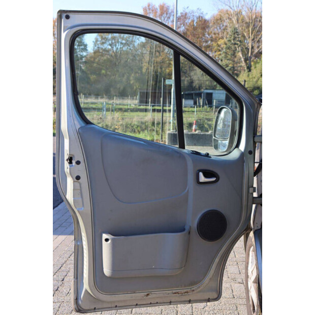 2010 Opel Vivaro 2 2.0CDTI-44910309