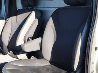 2010-opel-vivaro-2-2-0cdti-44910313