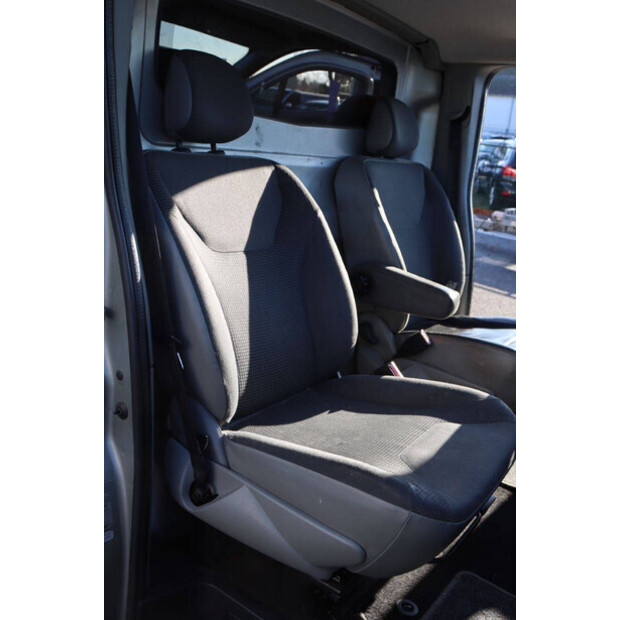 2010 Opel Vivaro 2 2.0CDTI-44910331