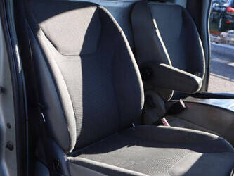 2010-opel-vivaro-2-2-0cdti-44910331