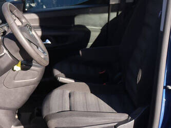 2021-opel-combo-1404546-44910350