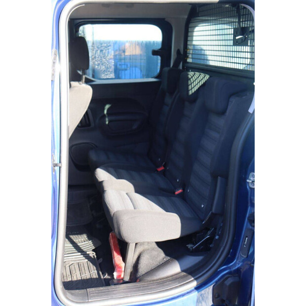 2021 أوبل COMBO-44910364