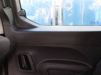 2021-opel-combo-1404546-44910365