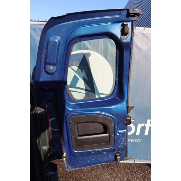 2021 أوبل COMBO-44910367