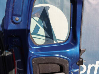 2021-opel-combo-1404546-44910367