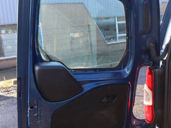 2021-opel-combo-1404546-44910368