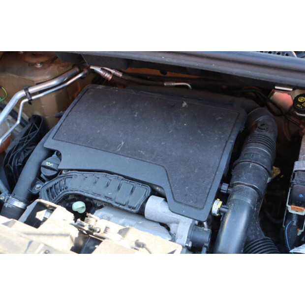 2021 أوبل COMBO-44910377