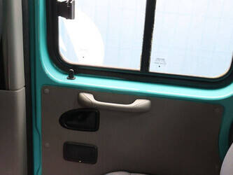 2003-renault-mascott-1404547-44910410