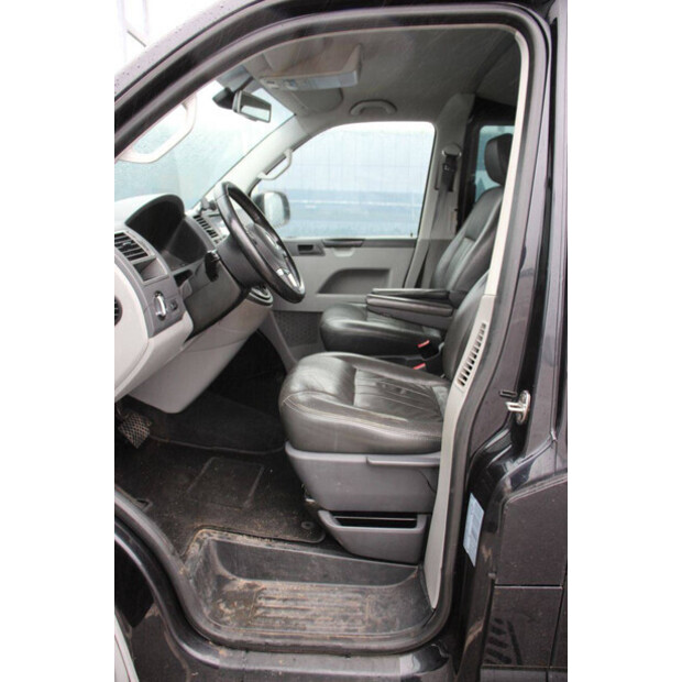 2014 Volkswagen Transporter DOUBLECAB-44910492