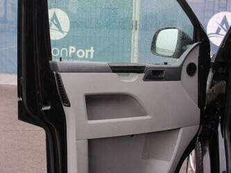 2014-volkswagen-transporter-doublecab-1404549-44910498