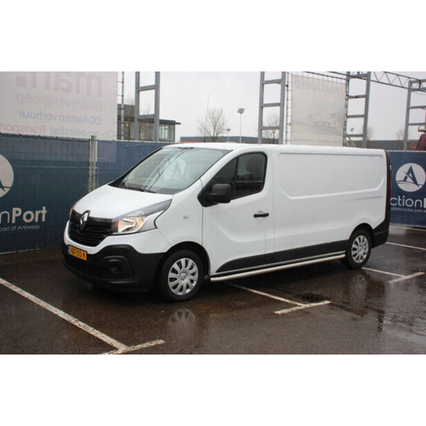 2018 Renault Trafic-44910520